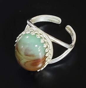 Light green ring