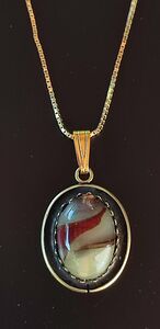 Red & Beige pendant